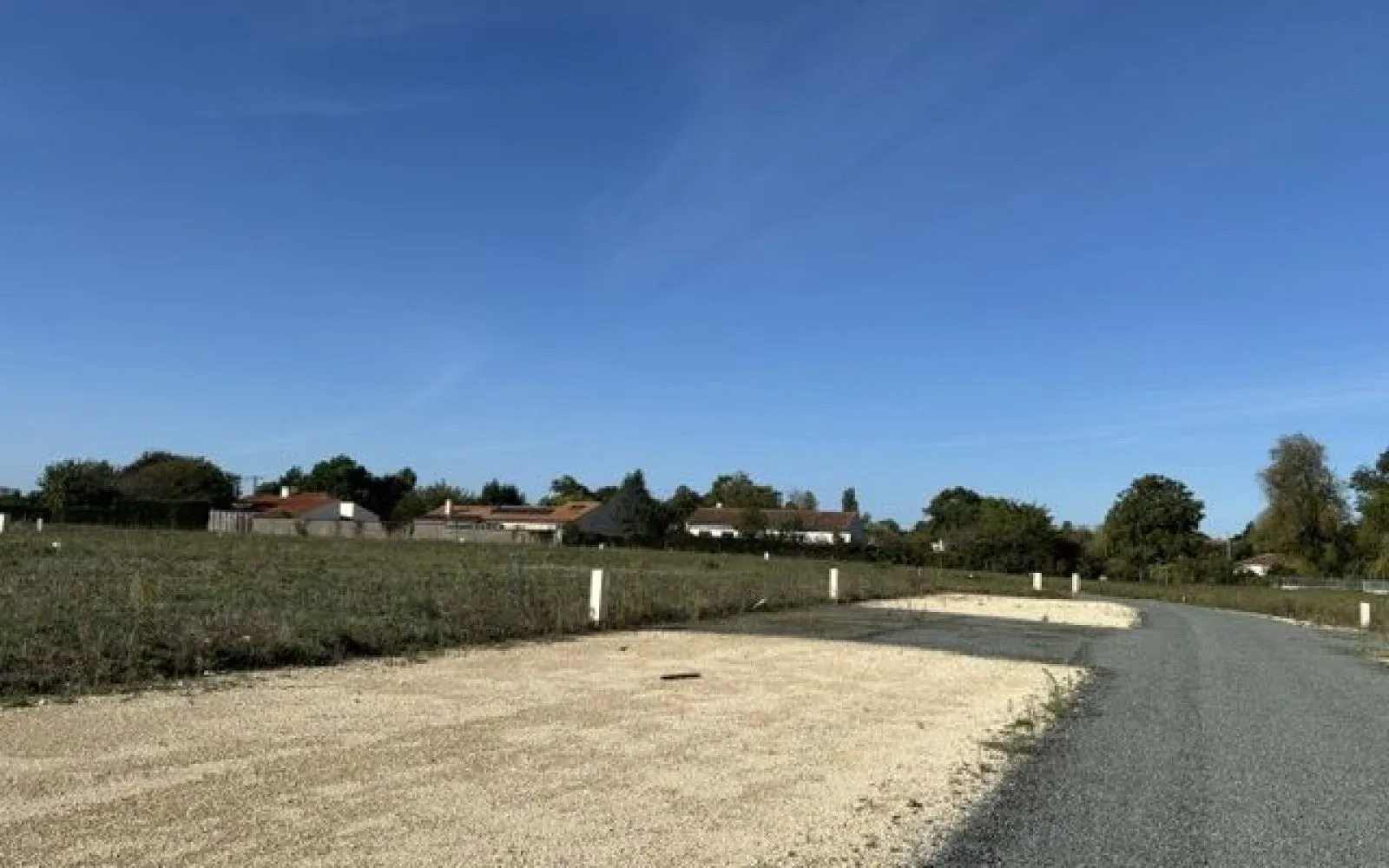 Terrain à bâtir de 397 m² à GEMOZAC (17) à Gémozac — photo 4