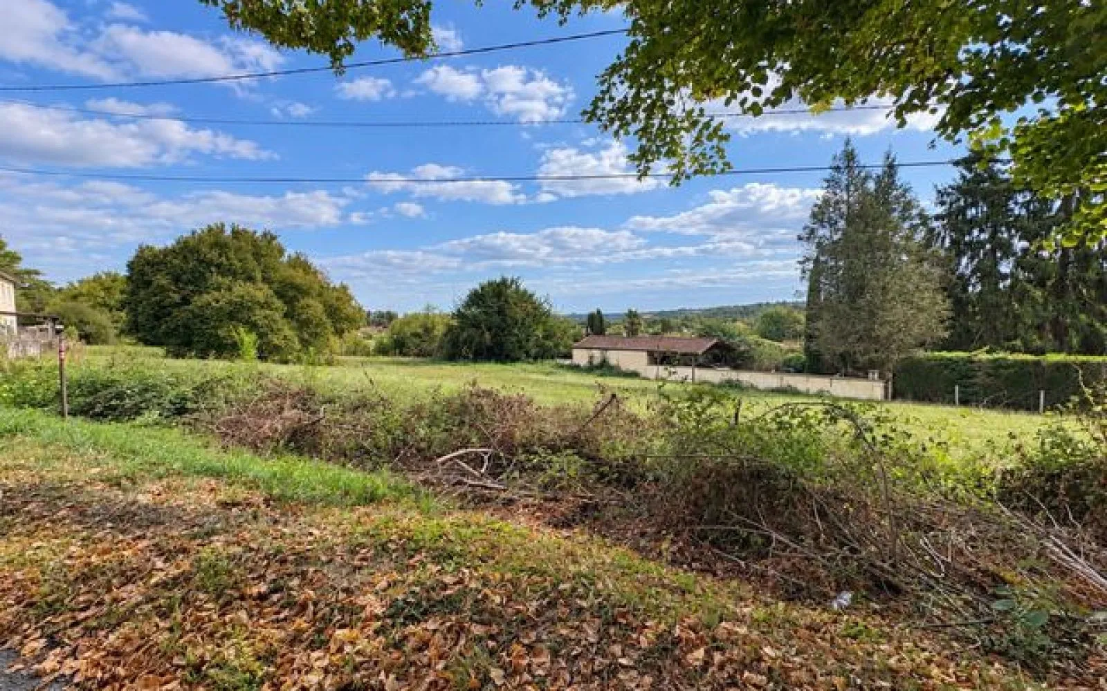 Terrain à bâtir de 1172 m² à TRELISSAC (24) à Trélissac — photo 1