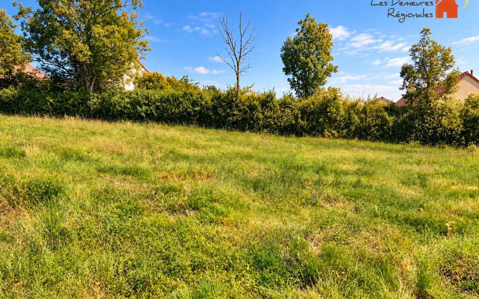 Terrain à bâtir de 873 m² à CHAROLLES (71) à Charolles — photo 3