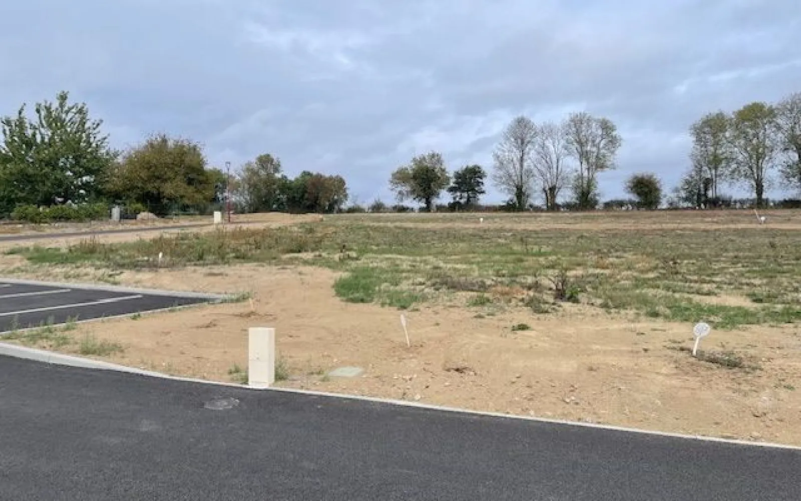 Terrain de 358 m² à CHANTELOUP à Chanteloup — photo 1