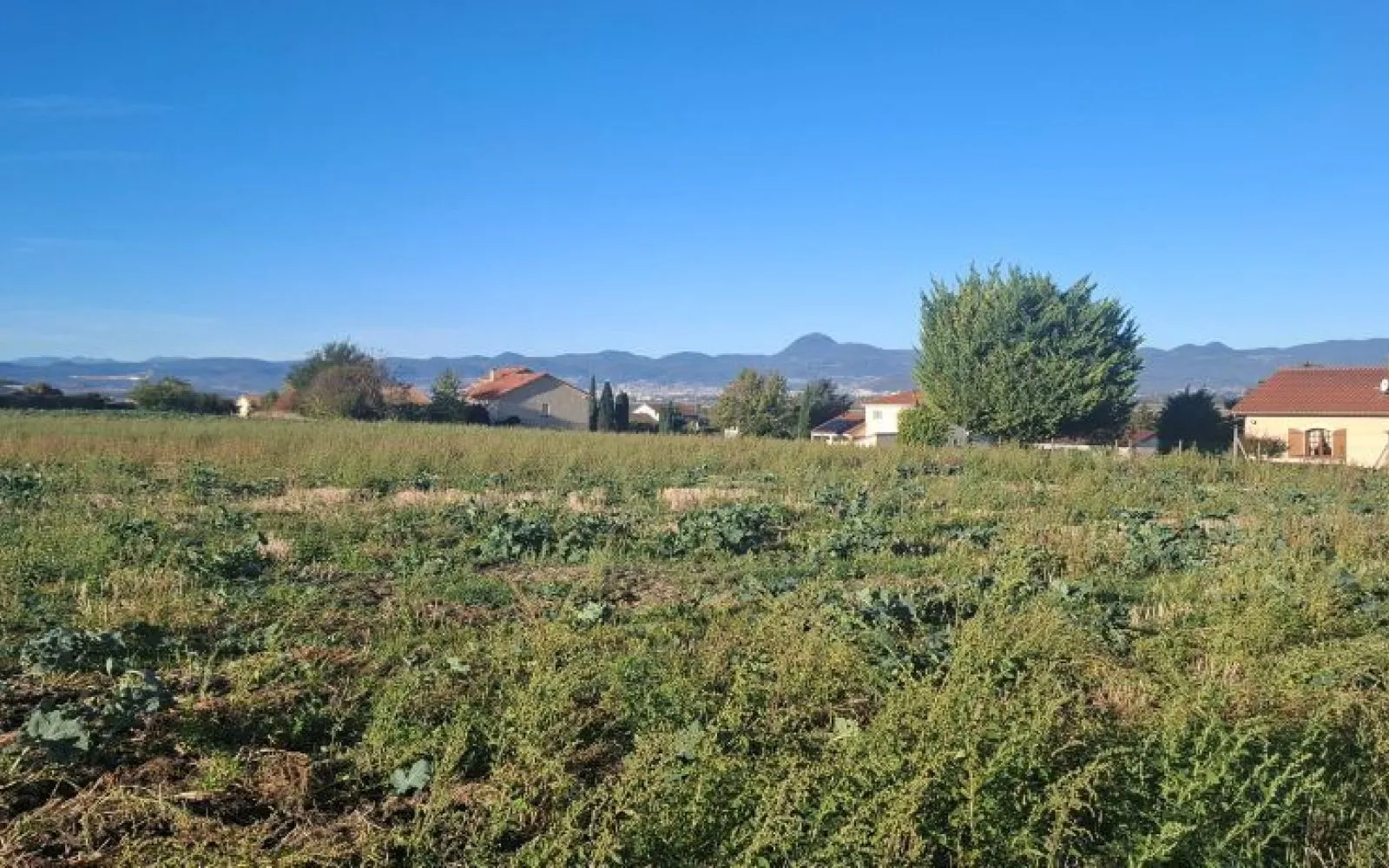 Terrain à bâtir de 509 m² à LES MARTRES-D'ARTIERE (63) à Martres-d'Artière — photo 1
