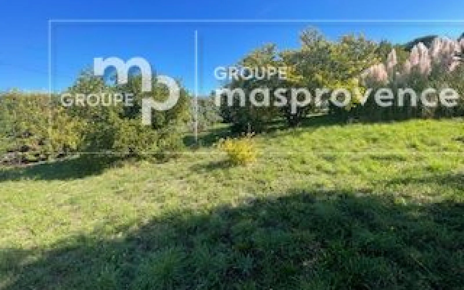 Terrain à bâtir de 466 m² à VELAUX (13) à Velaux — photo 2