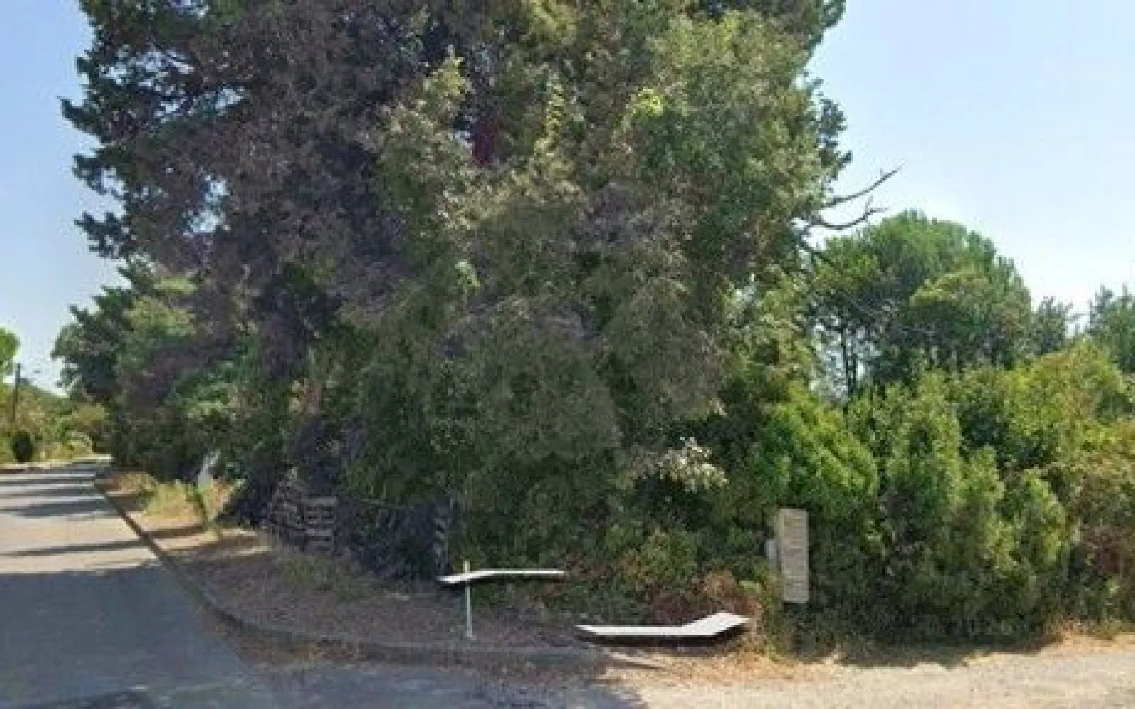 Terrain à bâtir de 601 m² à MORIERES-LES-AVIGNON (84) à Morières-lès-Avignon — photo 3