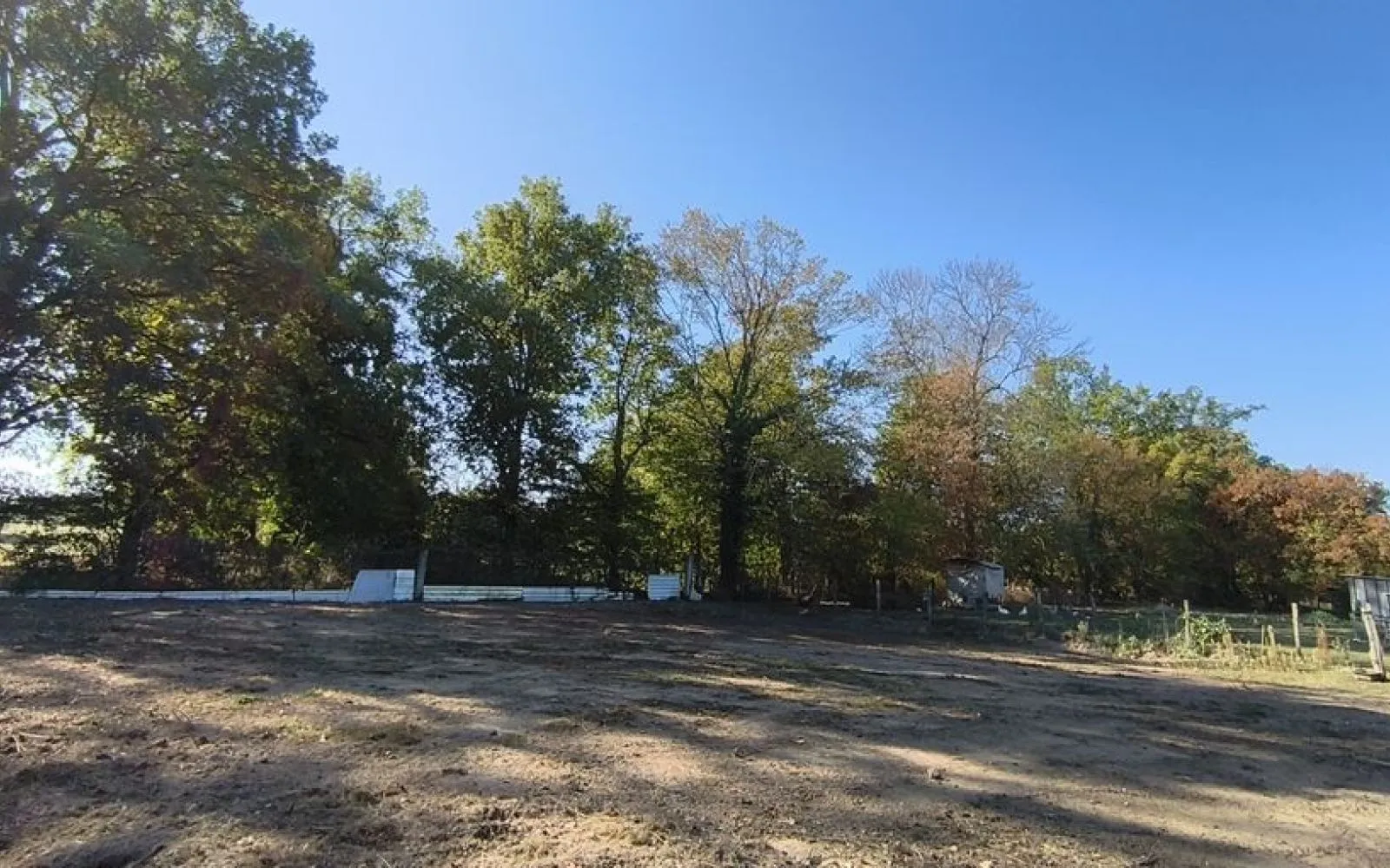 Terrain à bâtir de 1295 m² à ORLEAT (63) à Orléat — photo 3