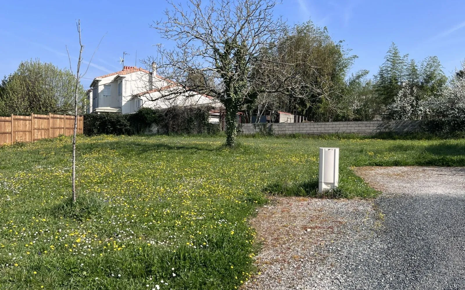 Terrain à bâtir de 420 m2 au prix de 65000 € à SOYAUX (16) à Soyaux — photo 2