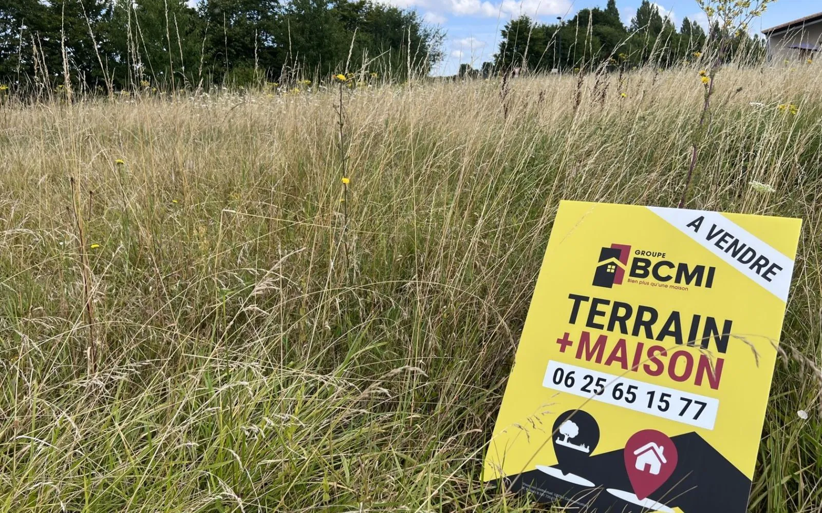Terrain à bâtir de 1250 m2 au prix de 16000 € à VILLEFAGNAN (16) à Villefagnan — photo 1