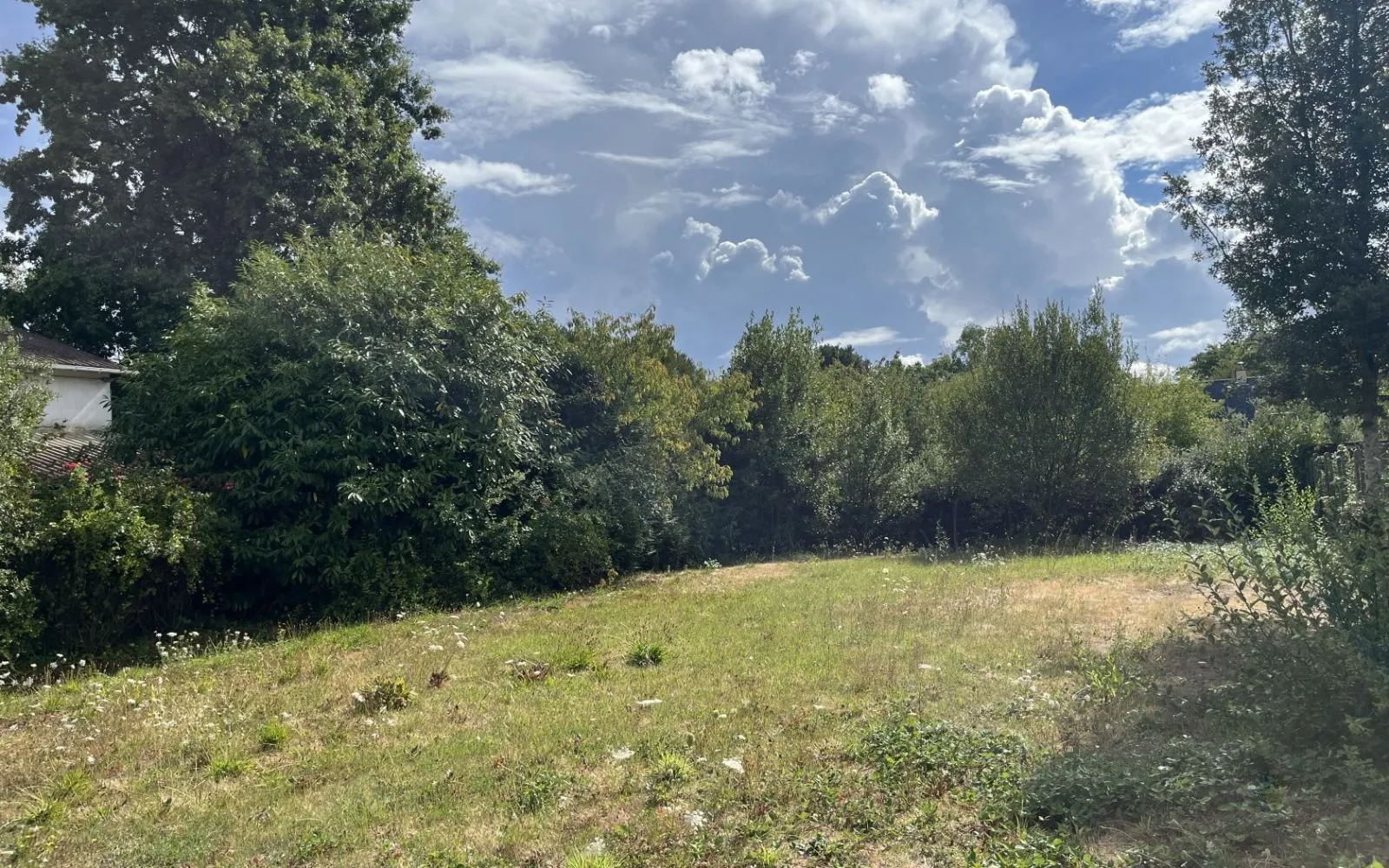 Terrain à bâtir de 673 m² à CARQUEFOU (44) à Carquefou — photo 2