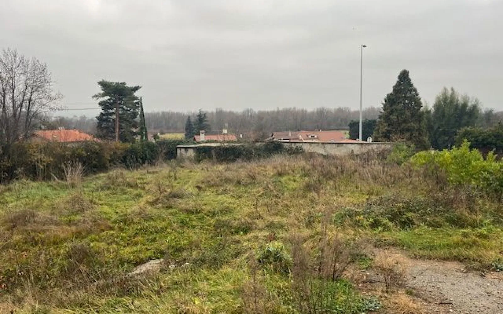Terrain à bâtir de 830 m² à SAINT-JUST-SAINT-RAMBERT (42) à Saint-Just-Saint-Rambert — photo 1