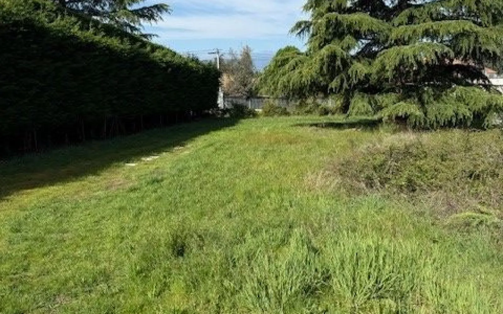 Terrain à bâtir de 930 m² à SAINT-JUST-SAINT-RAMBERT (42) à Saint-Just-Saint-Rambert — photo 1