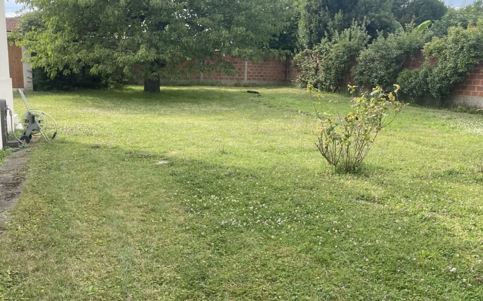 Terrain à bâtir de 245 m² à SAVIGNY-SUR-ORGE (91) à Savigny-sur-Orge — photo 1