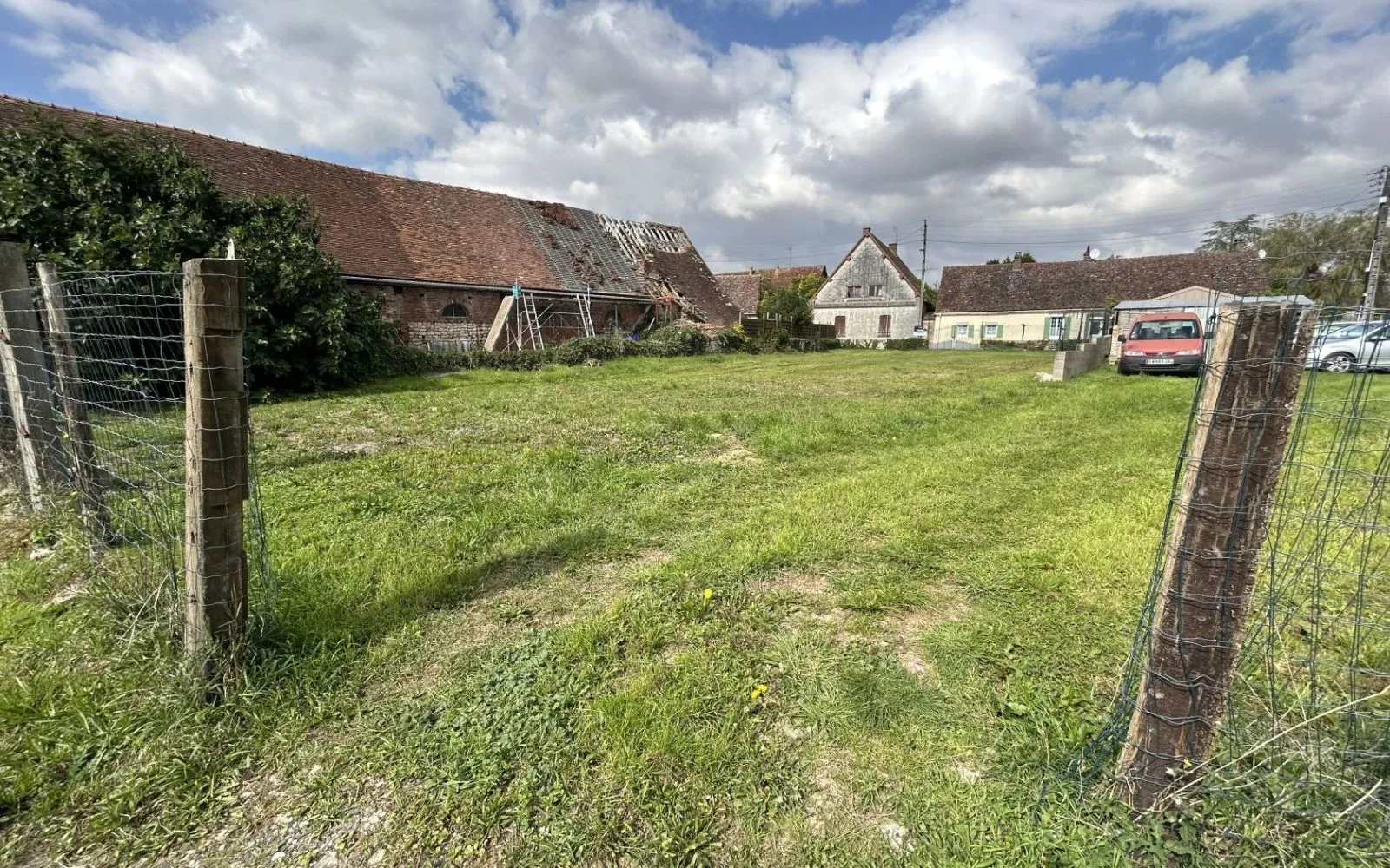 Terrain à bâtir de 644 m² à VOVES (28) à Voves — photo 2