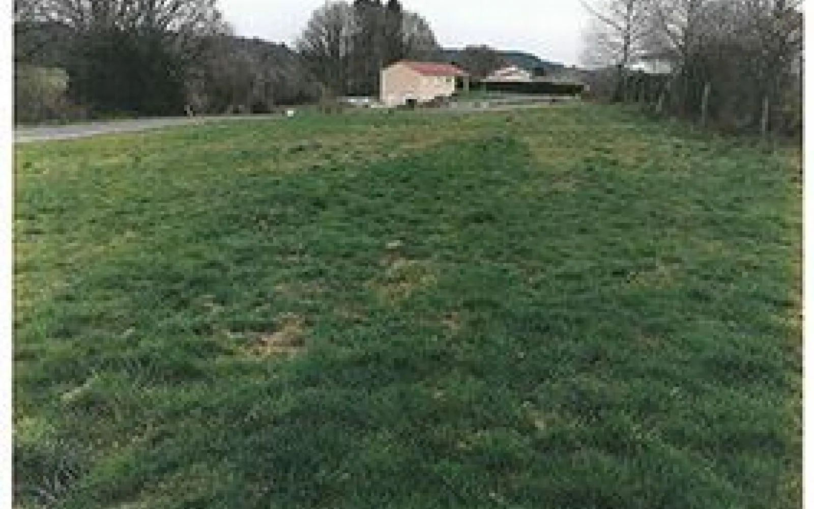 Terrain à bâtir de 572 m² à SOUSCEYRAC à Sousceyrac — photo 1