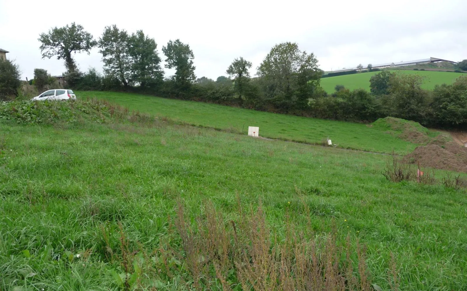 Terrain à bâtir de 813 m² à BOUSSAC à Boussac — photo 1