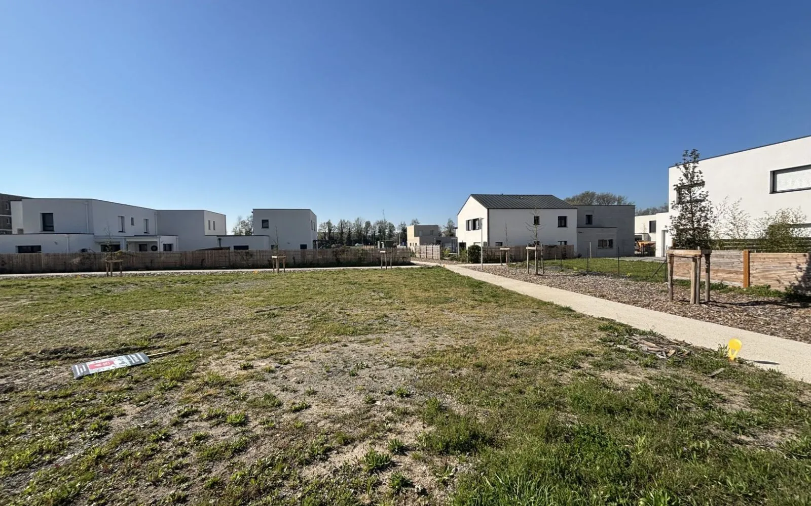 Maison 89.46 m² avec terrain à SAINTE-GEMMES-SUR-LOIRE (49) à Sainte-Gemmes-sur-Loire — photo 2