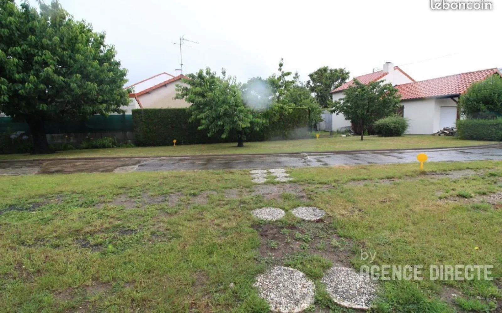 Terrain à bâtir de 369 m² à BOUGUENAIS (44) à Bouguenais — photo 1