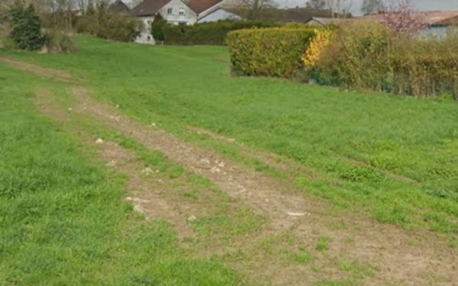 Terrain à bâtir de 500 m² à REIMS (51) à Reims — photo 1
