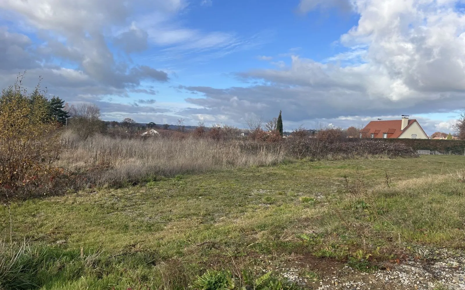 Terrain à bâtir de 1022 m² à ARPAJON-SUR-CERE (15) à Arpajon-sur-Cère — photo 1