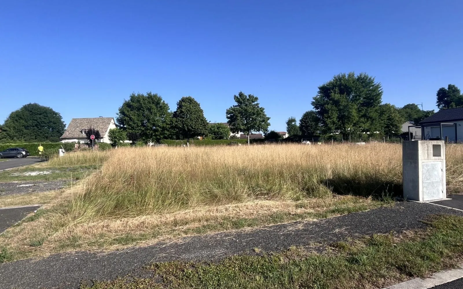 Terrain à bâtir de 453 m² à NAUCELLES (15) à Naucelles — photo 1