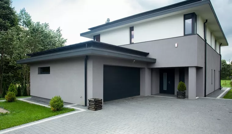 Maison à étage ou plain-pied : trouvez l'option la moins chère