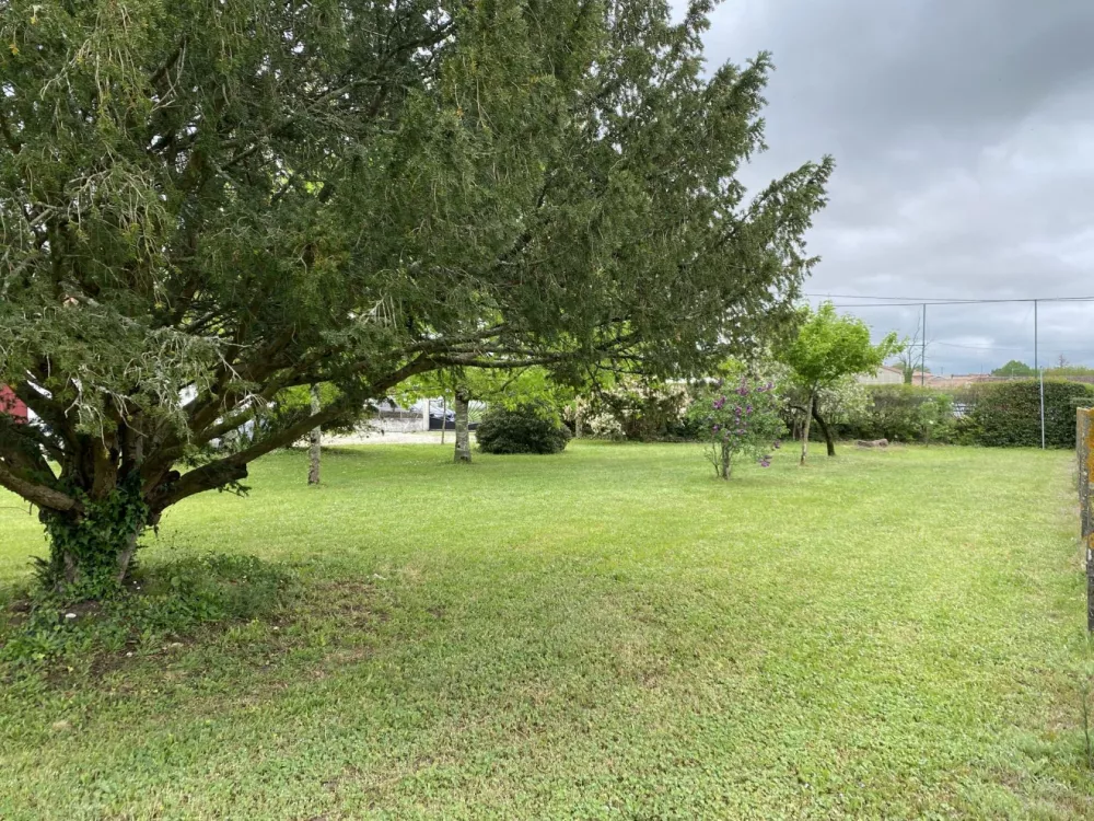 Image du modèle de maison terrain-constructible-670-m2-lamarque-33460-1683791663-VT138_1_original