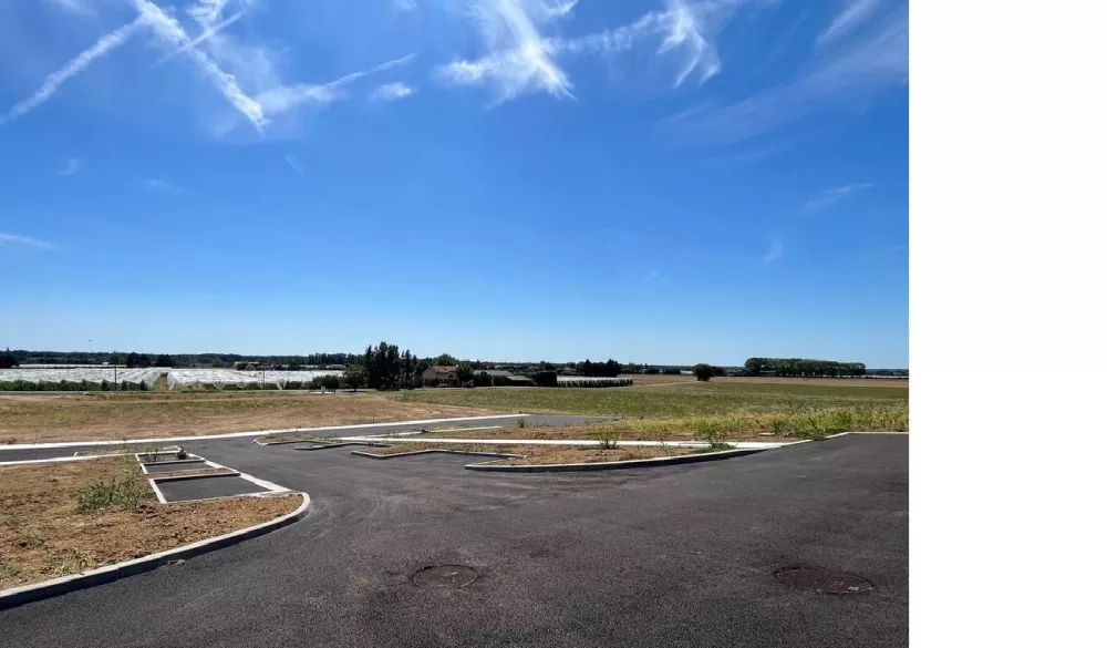 Image du terrain Terrain à bâtir de 720 m² à REYNIES (82)
