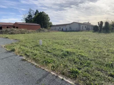 Image du modèle de maison Saintes les montgougnons