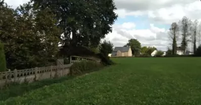 Image du modèle de maison terrain pic
