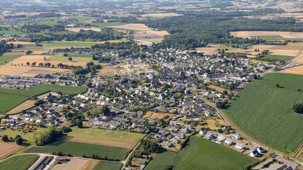 Image du terrain Terrain à bâtir de 302 m² à SAINT-PERE-MARC-EN-POULET (35)