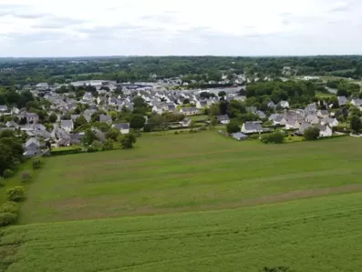 Image du modèle de maison vue ville plouer
