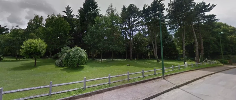 Image du modèle de maison vue terrain paysager