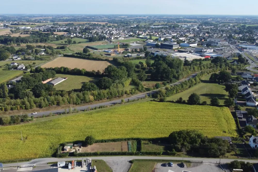 Image du terrain Terrain à bâtir de 352 m² à RANNEE (35)