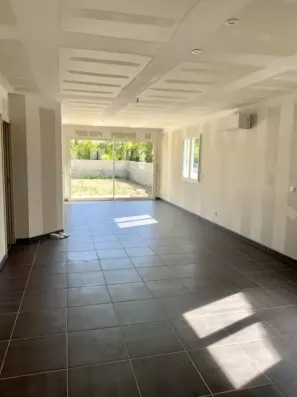 Image du modèle de maison salon-real
