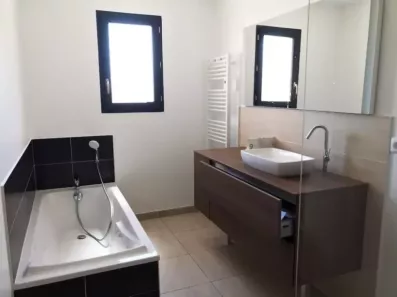 Image du modèle de maison sdb-real