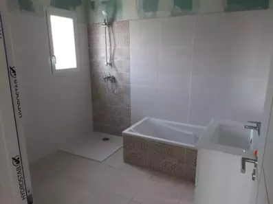 Image du modèle de maison sdb-real