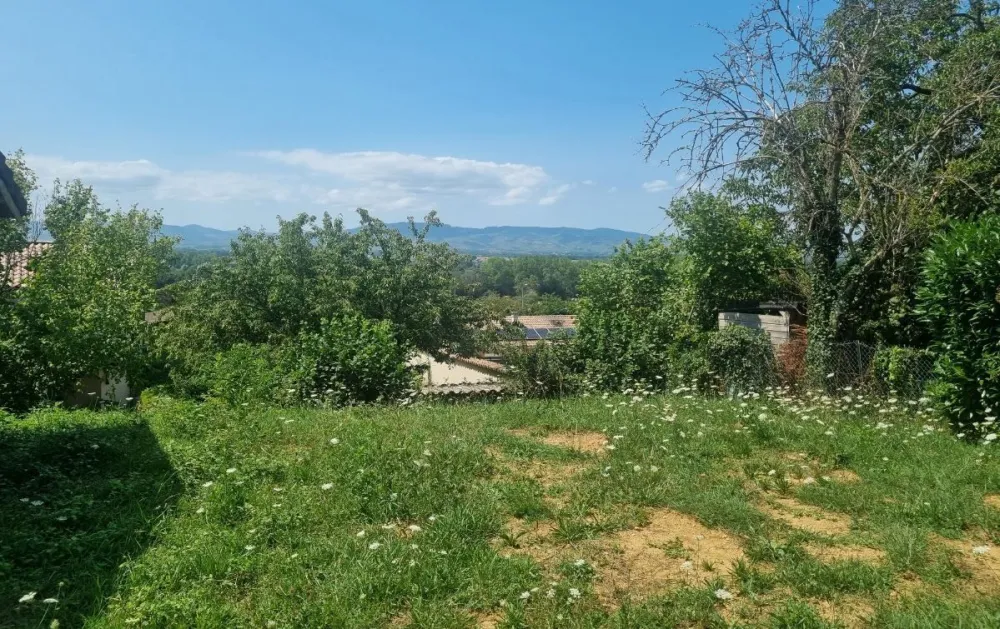 Image du terrain Terrain à bâtir de 600 m² à GUEREINS (01)