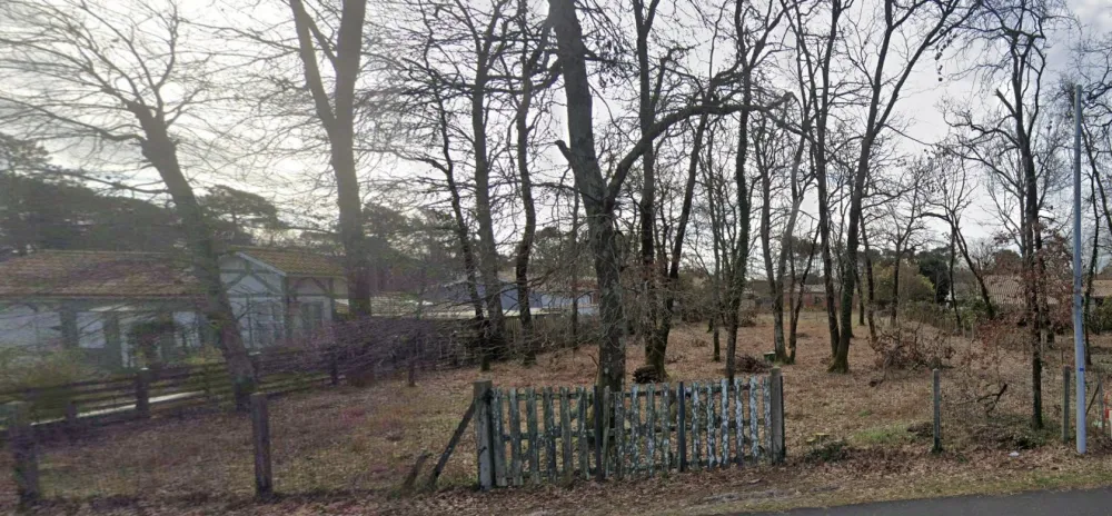 Image du terrain Terrain à bâtir de 980 m² à HOURTIN (33)