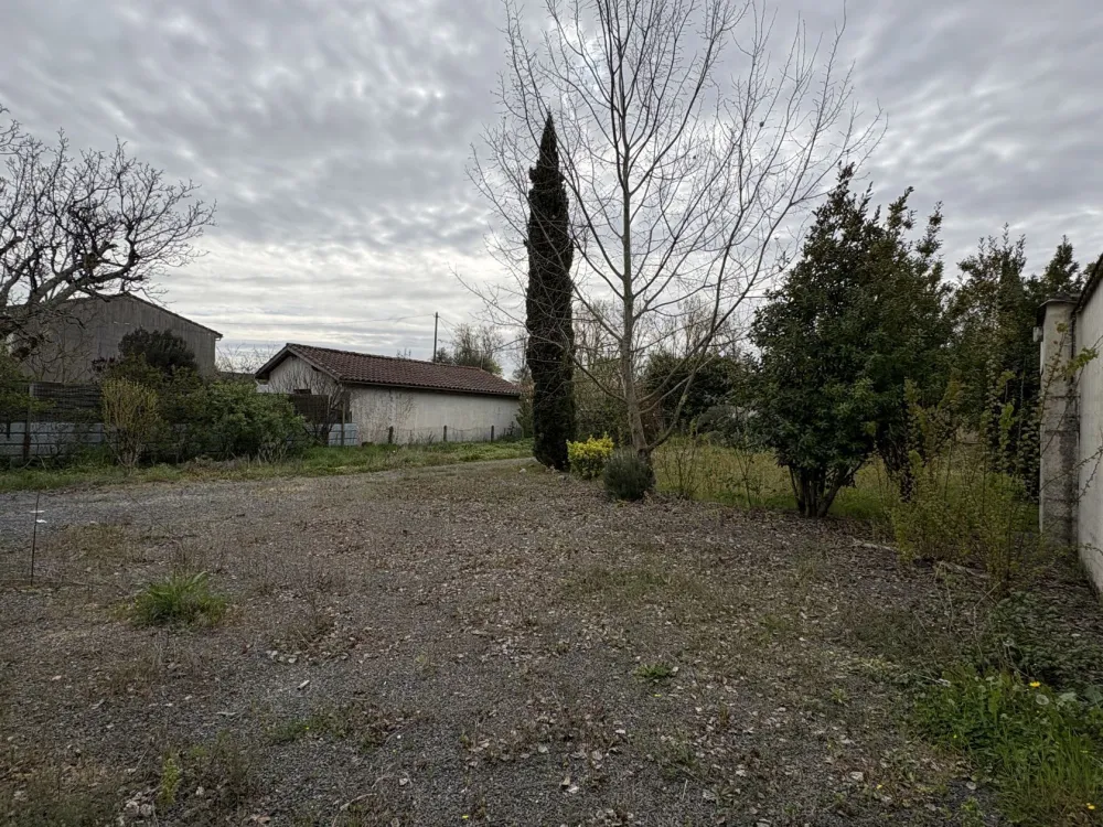 Image du terrain Terrain à bâtir de 320 m² à CASTELNAU-DE-MEDOC (33)