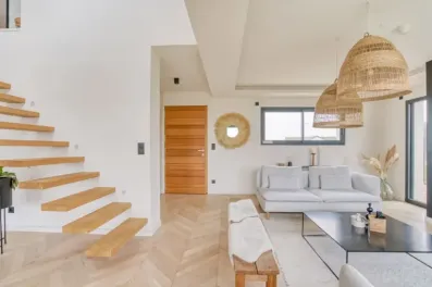 Image du modèle de maison entree-salon-moderne-scaled