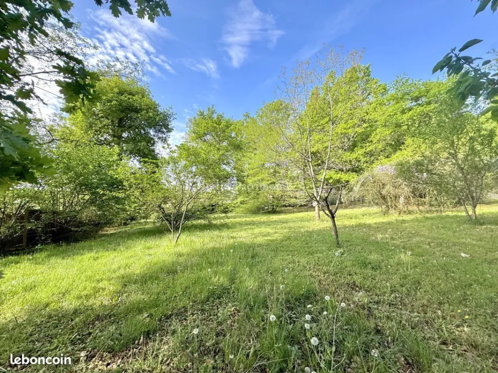 Image du terrain Terrain à bâtir de 800 m² à COIRAC (33)