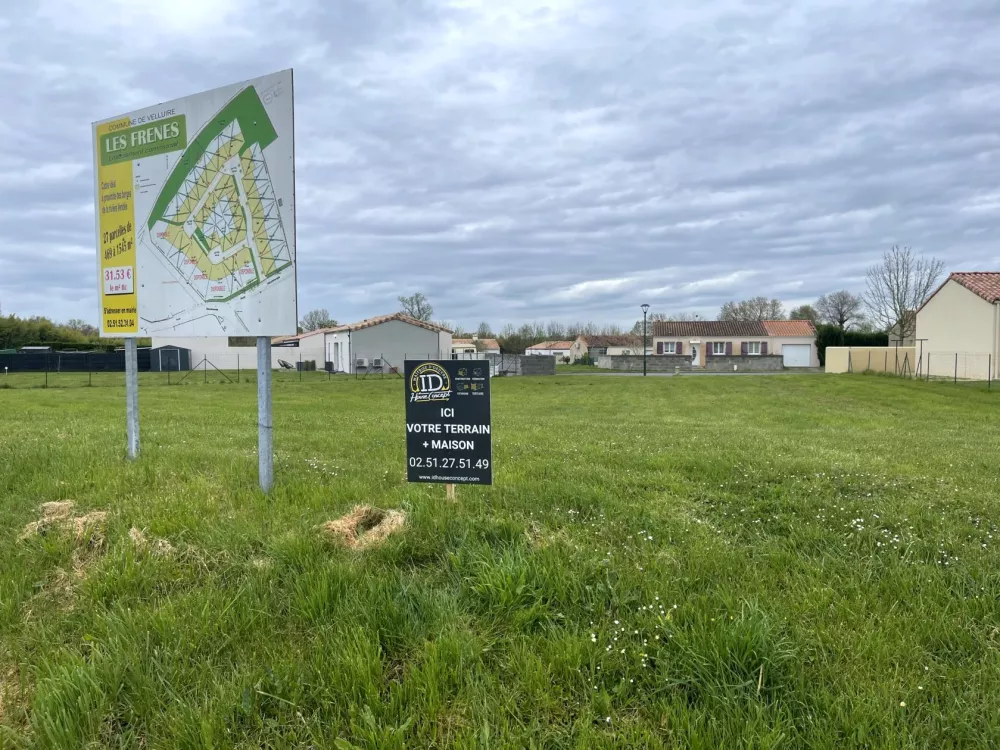 Image du terrain Terrain à bâtir de 550 m² à VELLUIRE (85)