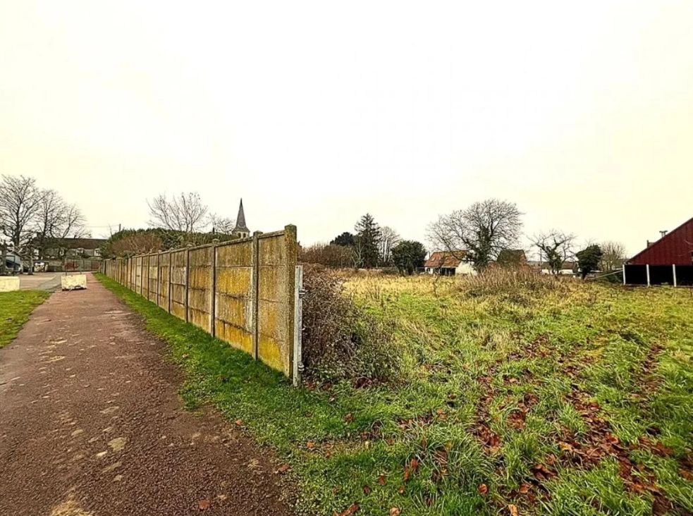 Image du terrain Terrain à bâtir de 807 m² à BEAUVAIS (60)