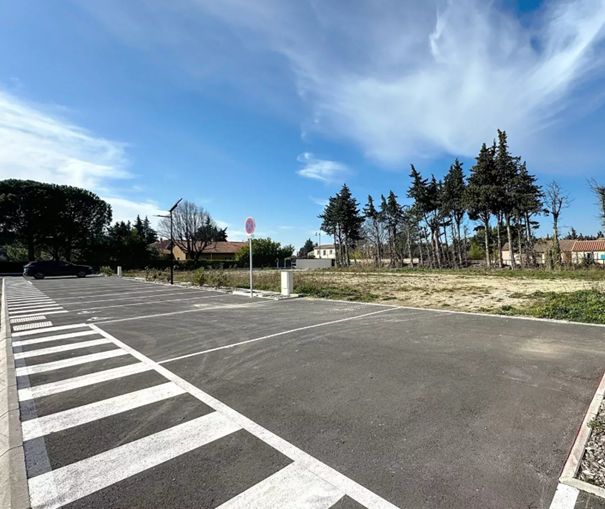 Image du terrain Terrain à bâtir de 723 m² à CHEVAL-BLANC (84)