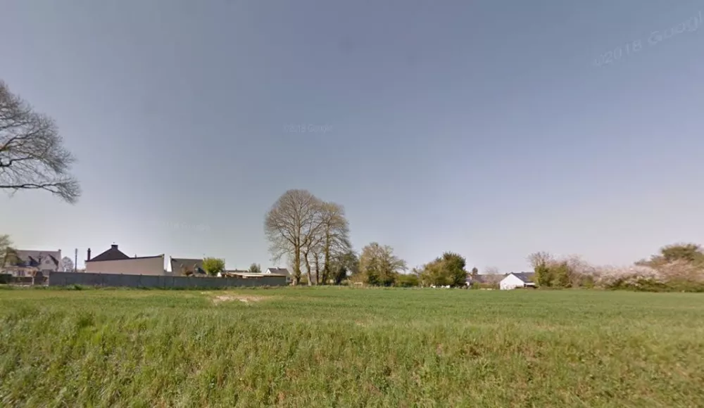 Image du terrain Terrain à bâtir de 702 m² à SAINT-SAMSON-SUR-RANCE (22)
