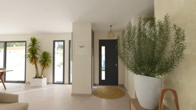 Image du modèle de maison imageHD2025-10-16_015215
