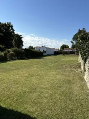 Image du modèle de maison PHOTO TERRAIN 1267 M² MORNAC SUR SEUDRE