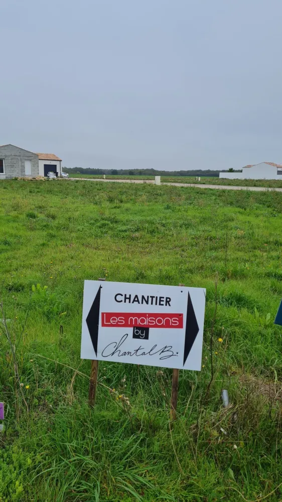 Image du terrain Terrain à bâtir de 189 m² à BOUHET (17)