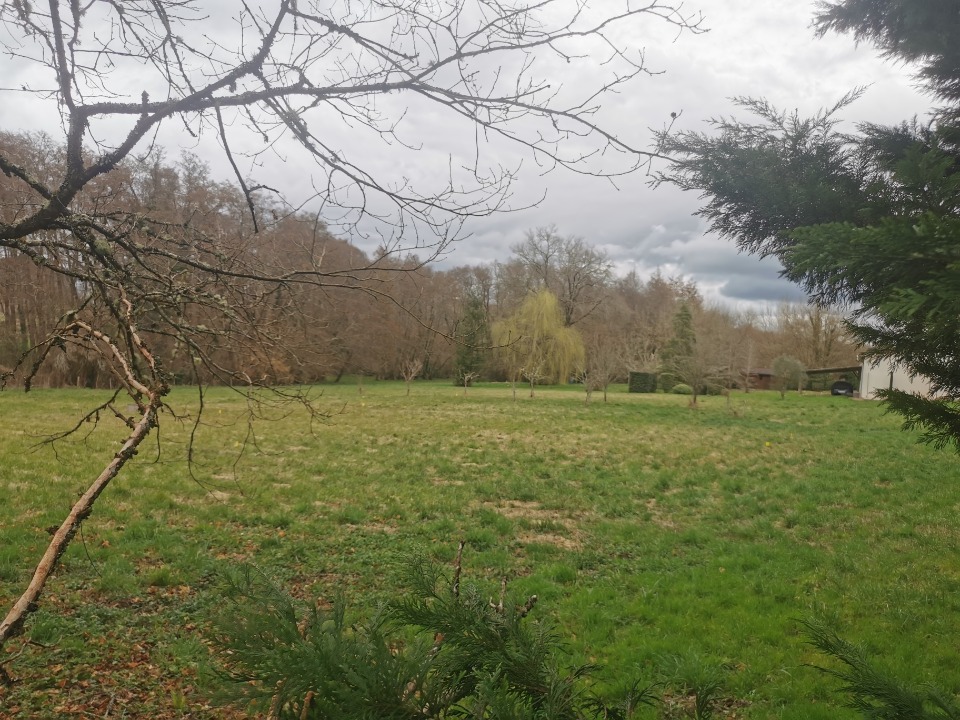 Image du terrain Terrain à bâtir à Lignan-de-Bazas (33430)