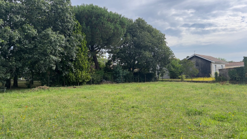 Image du terrain Terrain à bâtir à Vayres (33870)