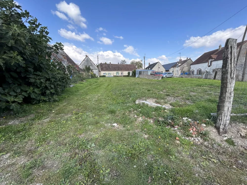 Image du terrain Terrain à bâtir de 644 m² à VOVES (28)