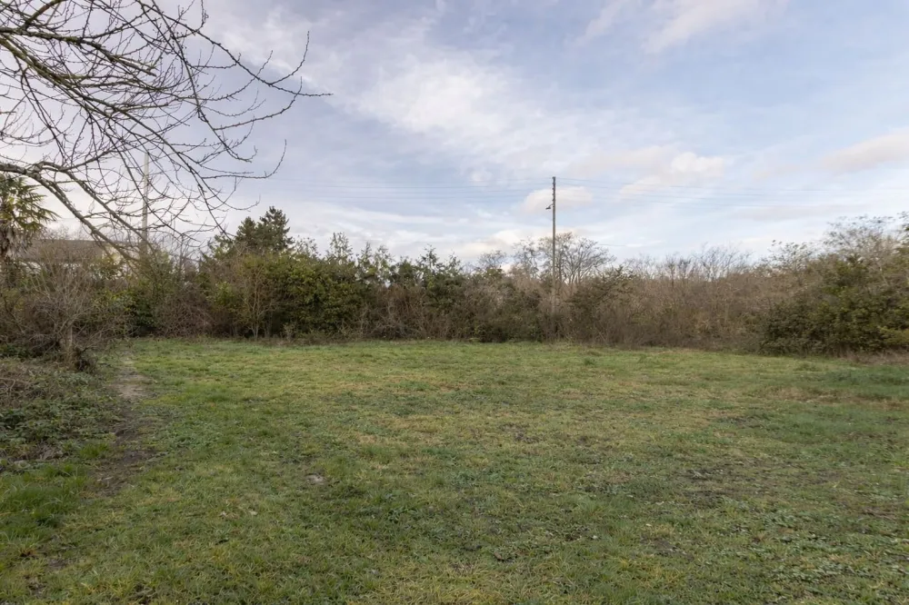 Image du terrain Terrain à bâtir de 230 m² à TRIEL-SUR-SEINE (78)